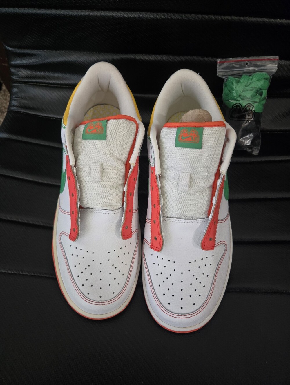 White Rasta Nike Dunk Low 6.0 (2008) - Picture 9 of 12